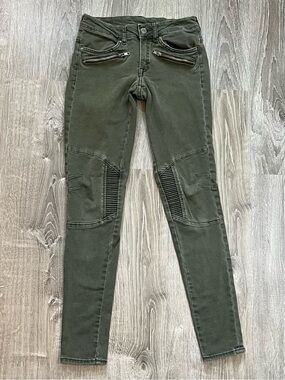 H&M Divided Vintage Size 4 Green Low Rise Waist Denim Moto Zip Skinny Jeans